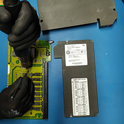 Reparo em CLP Allen Bradley - 3